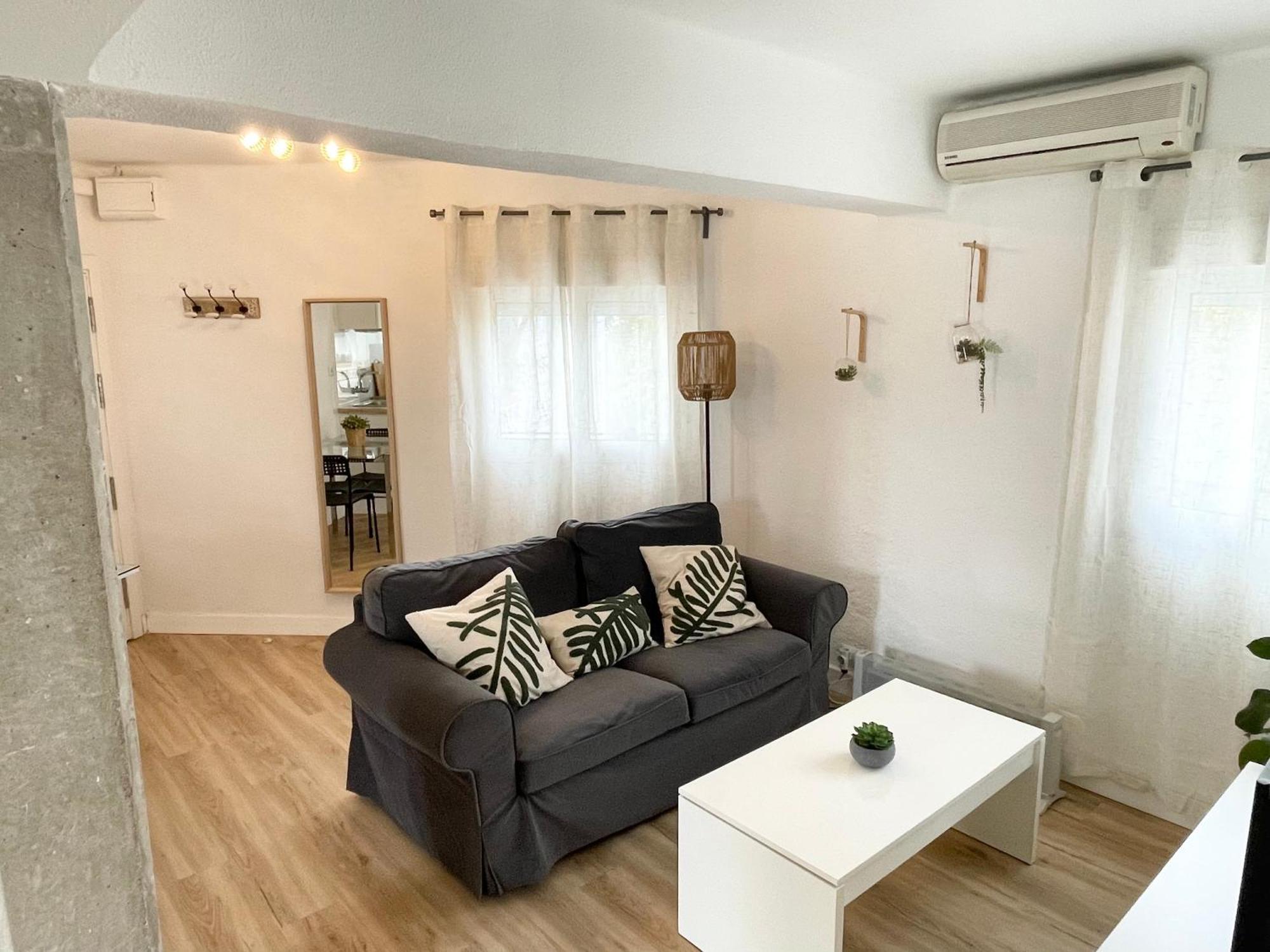 Fedriani Bright And Cosy Apartment Sevilla Exterior foto